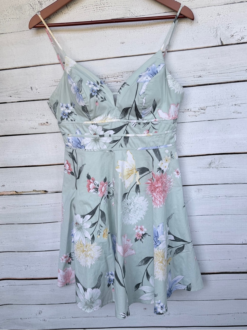 City Studio Floral Print V-Neck A-Line Mini Dress Banded Waist Size 9